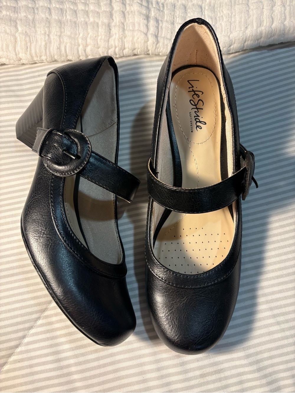 Life Stride Black Mary Jane Block Heel Pumps Size 8M
